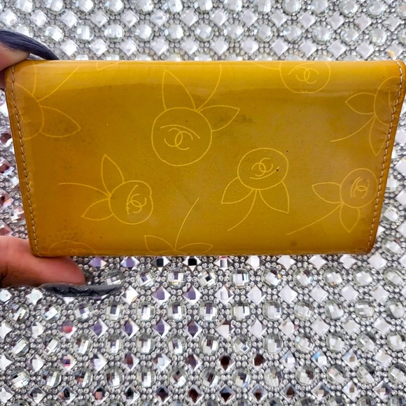 Chanel Key Holder🎀, Fold Wallet 🛍️, RARE & 💯 AUTHENTIC. Vintage Chanel - Picture 7 of 9